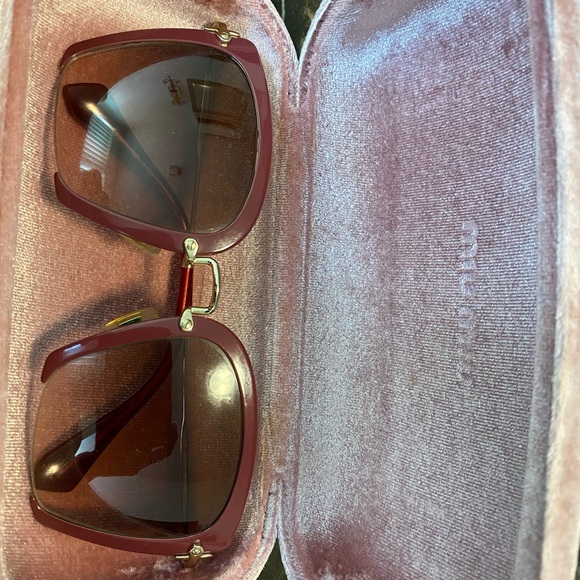 MIU MIU Sunglasses